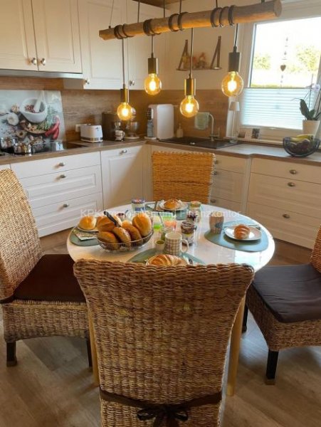 Vellmar "Drei Wohnungen, ein Zuhause: Einfamilienhaus mit hervorragenden Mietmöglichkeiten!" Haus kaufen