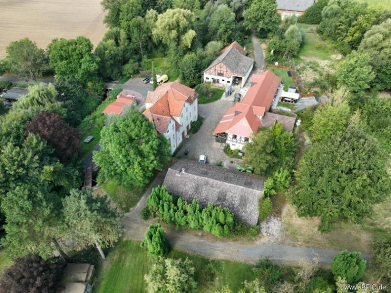 Felsberg Gebäudeensemble - Wassermühle, Wirtschaftsgebäude, Biergarten, Campingplatz, Pferdestall auf 4 ha Haus kaufen