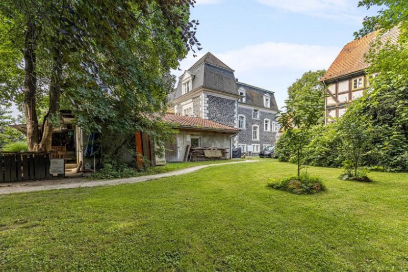 Willingshausen Schloss Loshausen | Historisches Mehrfamilienhaus an der Schwalm Haus kaufen