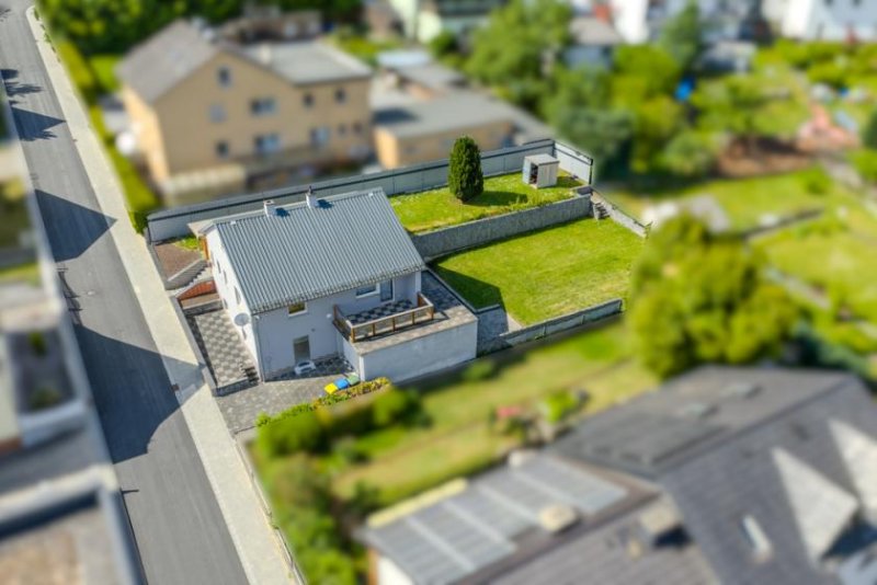 Bad Endbach ++ KRAG Immobilien ++ am 07.12.2025 von 11:00 bis 12:00 Uhr Besichtigung ++ einfach so vorbeikommen ++ Haus kaufen