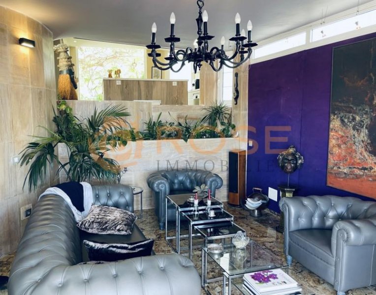 Playa del Ingles Außergewöhnliche Stadtvilla mit Pool zu verkaufen Haus kaufen