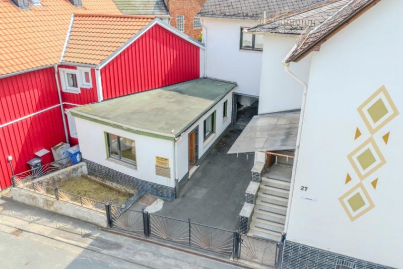 Dautphetal ++ KRAG Immobilien ++ Wohnen und Arbeiten auf einem Grundstück mit Büro und Garage ++ Haus kaufen