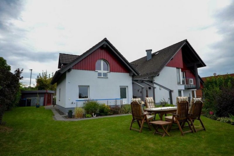 Ulrichstein Moderne Architektur in idyllischer Ortsrandlage mit neuester Technik Haus kaufen