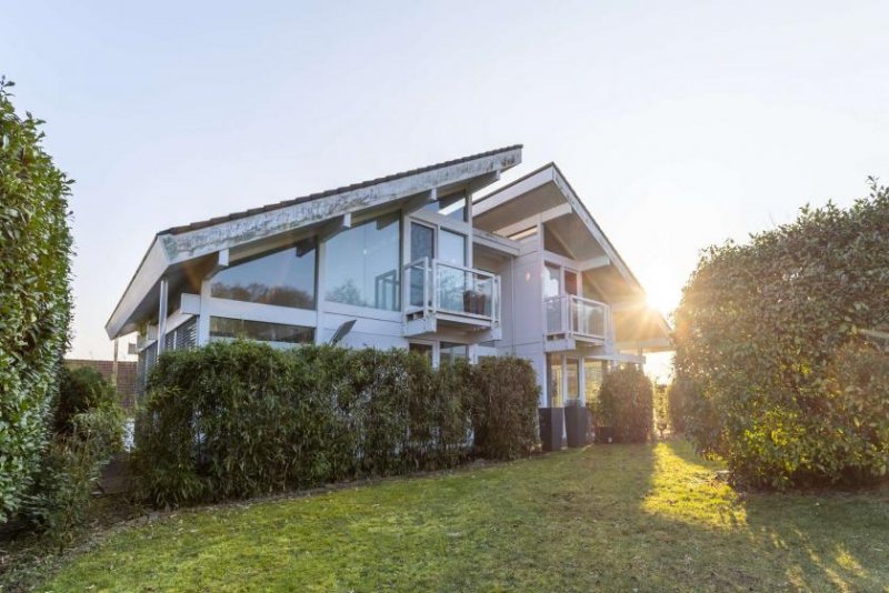 Lich Hochwertige Design-Villa am Ortsrand Haus kaufen
