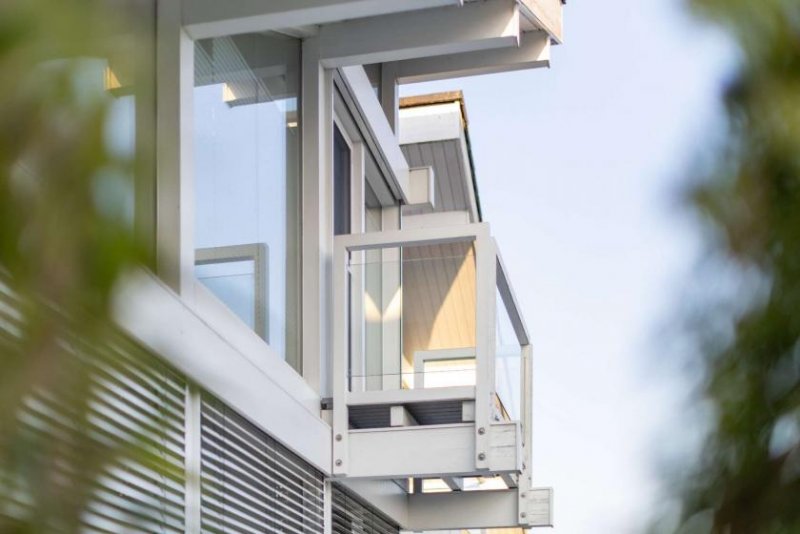 Lich Hochwertige Design-Villa am Ortsrand Haus kaufen