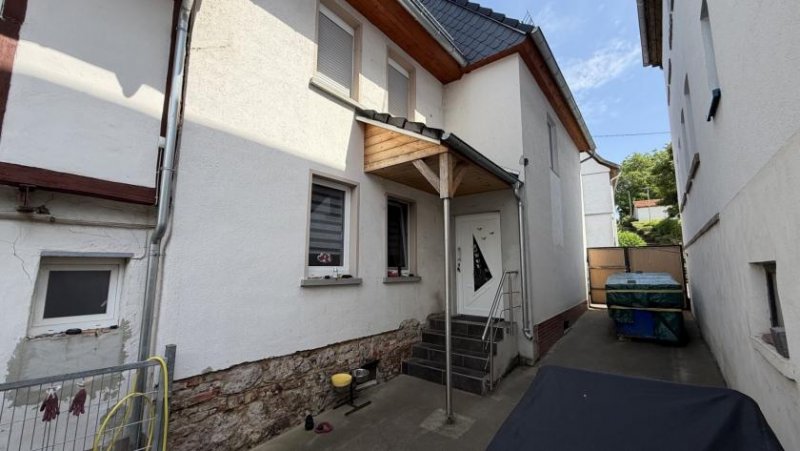 Münzenberg Ein Zuhause mit Charme, Geschichte und viel Platz zum Leben Haus kaufen