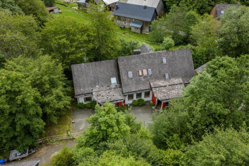 Siegbach ++ KRAG Immobilien ++ Naturareal mit Werkstatt, Spiel- und Freizeitflächen für aktive Köpfe ++ Haus kaufen