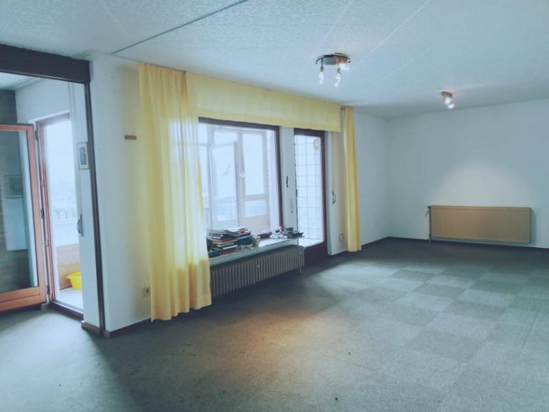 Grebenau Einfamilienhaus in ruhiger, bevorzugter ruhiger Wohnlage mit Wintergarten und Kamin
Haus kaufen
