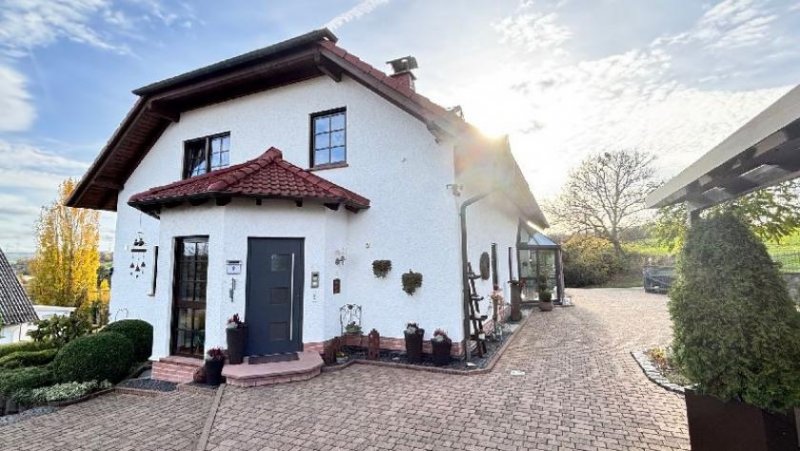 Feldatal Einzigartiges Zuhause am Feldrand in Top-Lage mit Panoramablick und ELW ein Ort, an dem man aufatmet Haus kaufen