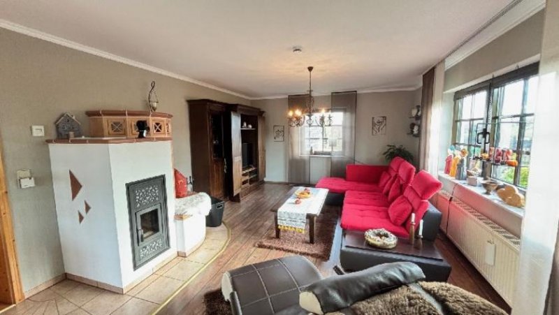 Feldatal Einzigartiges Zuhause am Feldrand in Top-Lage mit Panoramablick und ELW ein Ort, an dem man aufatmet Haus kaufen