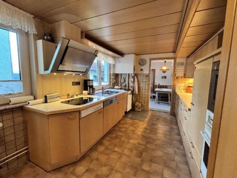 Feldatal Idyllischer Bauernhof mit angrenzenden Wiesen und direkter Bachlage Haus kaufen