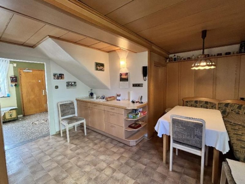 Feldatal Idyllischer Bauernhof mit angrenzenden Wiesen und direkter Bachlage Haus kaufen