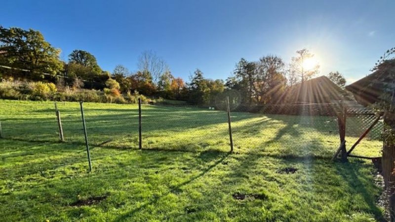Feldatal Idyllischer Bauernhof mit angrenzenden Wiesen und direkter Bachlage Haus kaufen