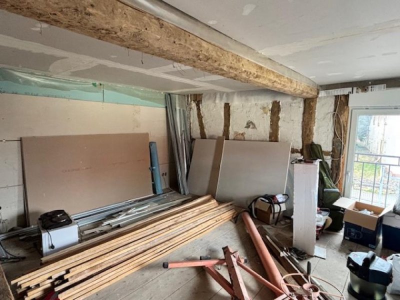 Feldatal *** Teilsaniertes Einfamilienhaus mit Nebengebäude *** Haus kaufen