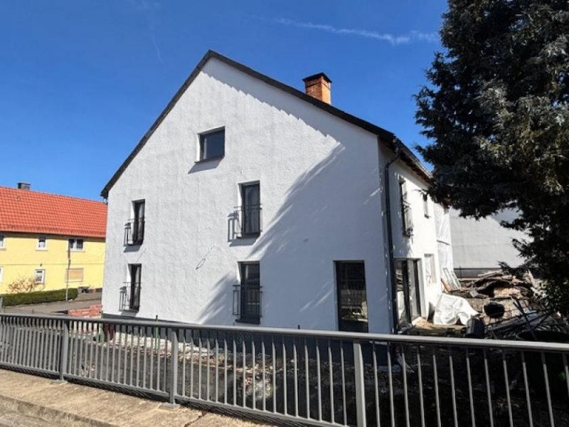 Feldatal *** Teilsaniertes Einfamilienhaus mit Nebengebäude *** Haus kaufen