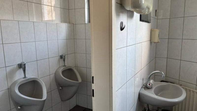 Feldatal Vom Traditionshaus zum modernen Wohnensemble!
Haus kaufen