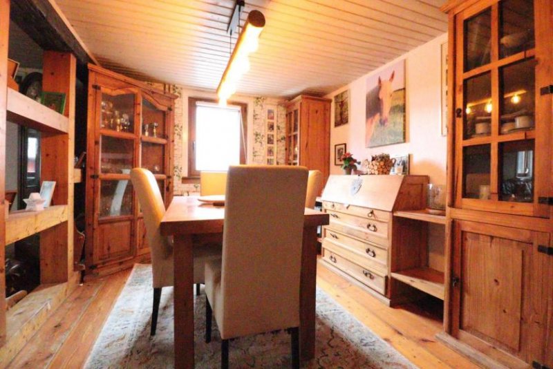 Lautertal (Vogelsberg) WRS Immobilien - käuferprovisionsfrei - Einfamilienhaus mit großer Scheune - Pelletheizung + Solar Haus kaufen