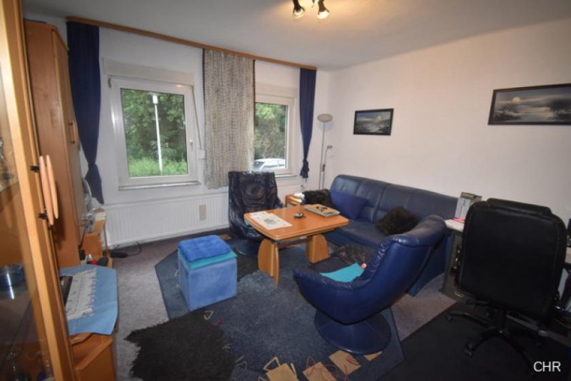 Walkenried Freistehendes Einfamilienhaus mit kleinem Nebengelass, Garage und ebenerdigen Grundstück Haus kaufen