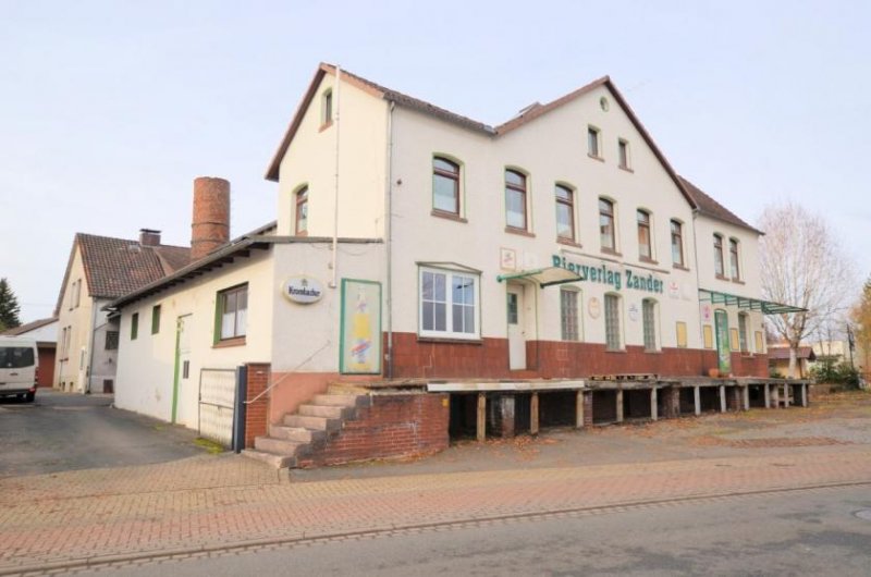 Dassel ** PREISREDUZIERUNG ** Wohn- und Geschäftshaus mit Gaststätte, Wohnung und Garagen in zentraler Lage Gewerbe kaufen