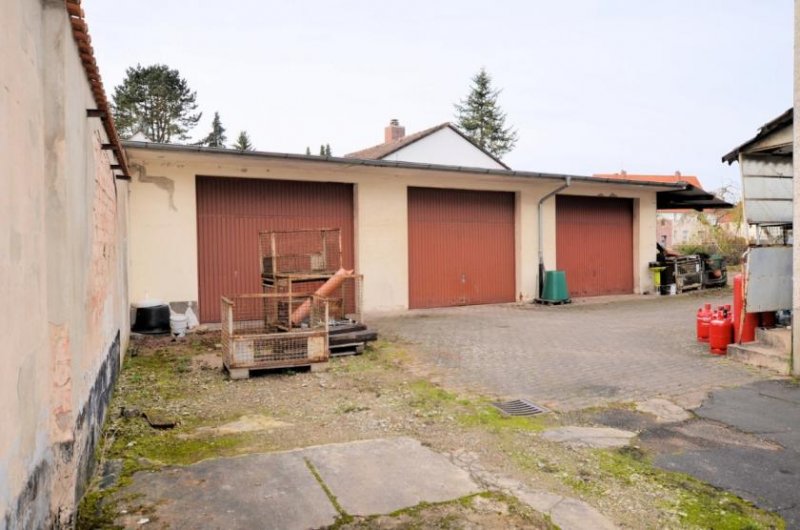 Dassel Wohn- und Geschäftshaus mit Gaststätte, Wohnung und Garagen in zentraler Lage Gewerbe kaufen