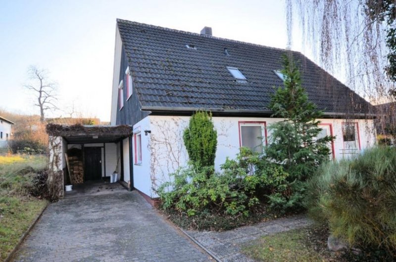 Holzminden 1-Familienwohnhaus mit Carport und Wintergarten in ruhiger Sackgassenlage Haus kaufen