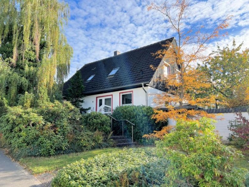 Holzminden 1-Familienwohnhaus mit Carport und Wintergarten in ruhiger Sackgassenlage Haus kaufen