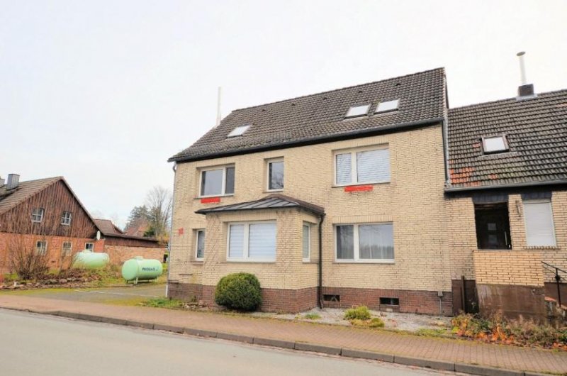 Holzminden *** PREISREDUZIERUNG *** 1-Familien-Doppelhaushälfte mit Garage und Carport im Naturpark Solling Haus kaufen