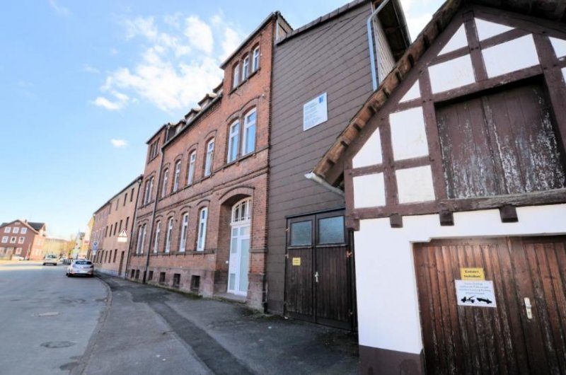 Holzminden *** PREISREDUZIERUNG *** Vermietetes 4-Familienwohnhaus in Holzminden in stadtnahe Wohnlage Gewerbe kaufen