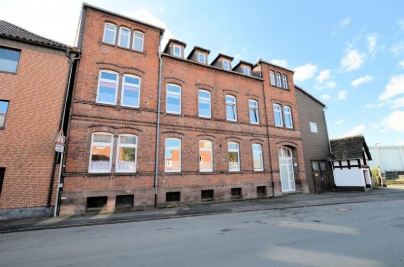 Holzminden Vermietetes 4-Familienwohnhaus in Holzminden in stadtnahe Wohnlage Gewerbe kaufen