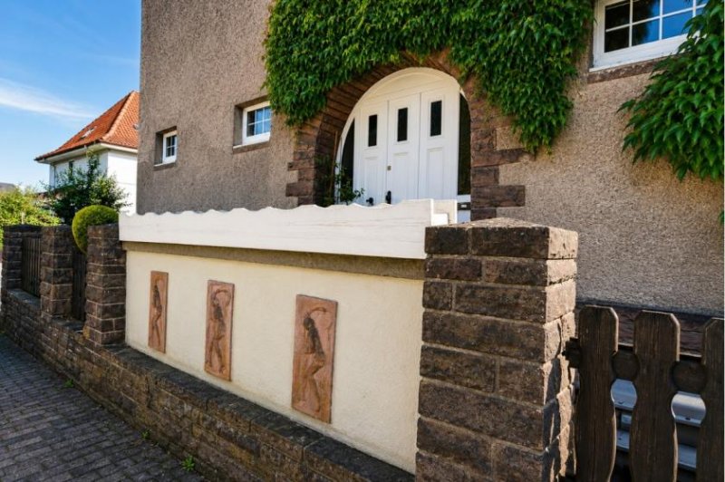 Stadtoldendorf Rerpräsentatives Wohnhaus mit viel Platz zentraler Lage von Stadtoldendorf Haus kaufen