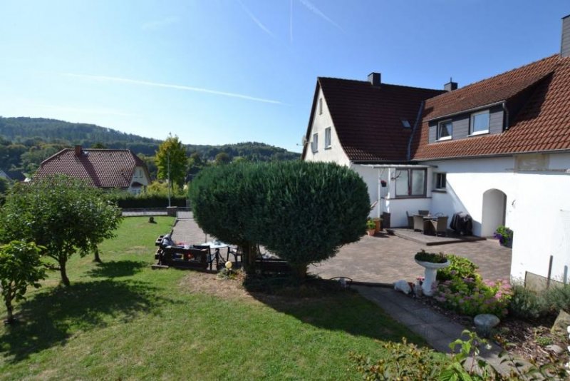 Eschershausen Doppelhaushälfte mit Garage in ruhiger und doch zentraler Lage von Eschershausen Haus kaufen