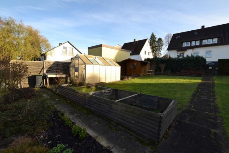 Eschershausen Zweifamilienhaus in 37632 Eschershausen mit Möglichkeit zur Mischnutzung Wohnen/Büro/Praxis! Haus kaufen