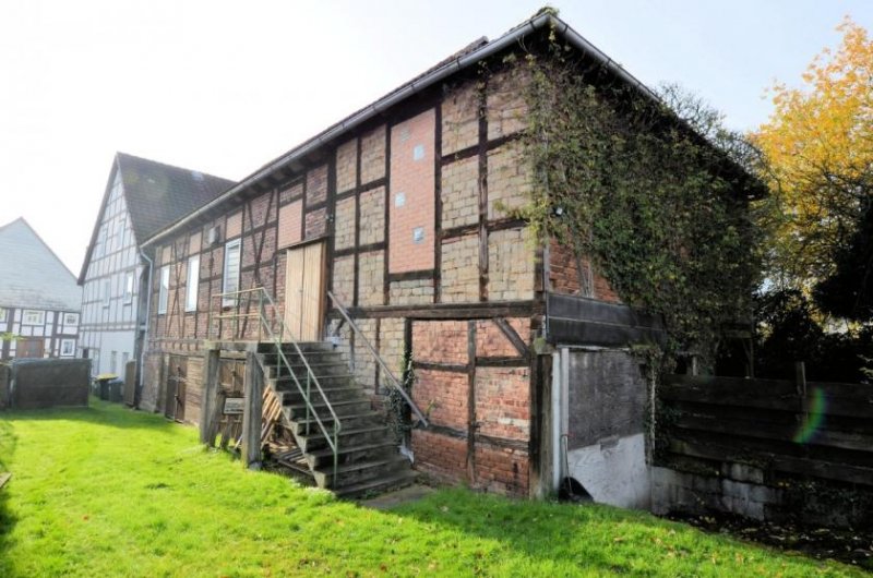 Bevern (Landkreis Holzminden) ** PREISREDUZIERUNG ** 3-Familien-Fachwerkhaus mit Garage und Nebengelass in Bevern Haus kaufen
