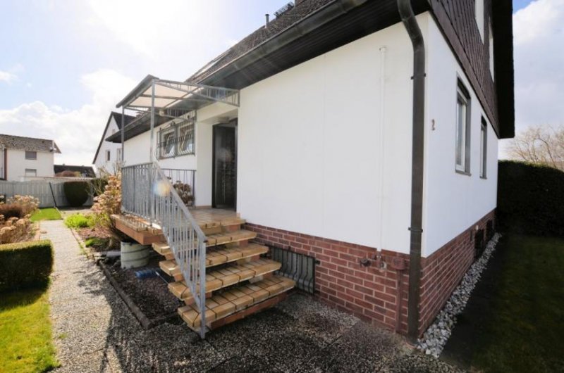 Höxter 1-Familienwohnhaus mit Garage in ruhiger Wohnlage - Lüchtringen Haus kaufen
