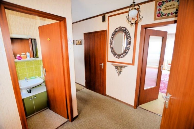 Höxter 1-Familienwohnhaus mit Garage in ruhiger Wohnlage - Lüchtringen Haus kaufen