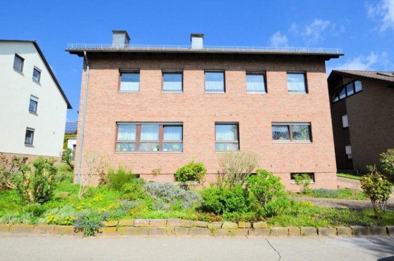 Höxter Ein- bis Zweifamilienhaus mit Garage in Stahle Haus kaufen