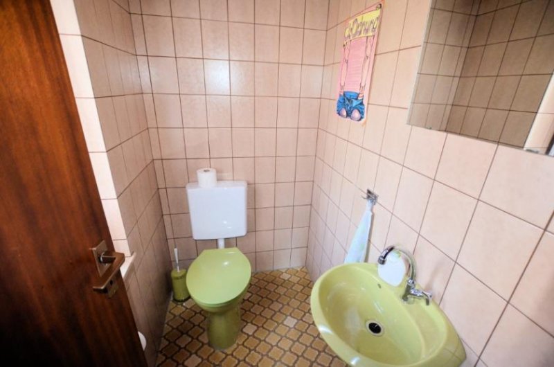 Höxter Ein- bis Zweifamilienhaus mit Garage in Stahle Haus kaufen