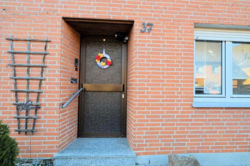 Höxter *** PREISREDUZIERUNG *** 1-Familien-Doppelhaushälfte in Lüchtringen - idyllische Lage an der Weser Haus kaufen