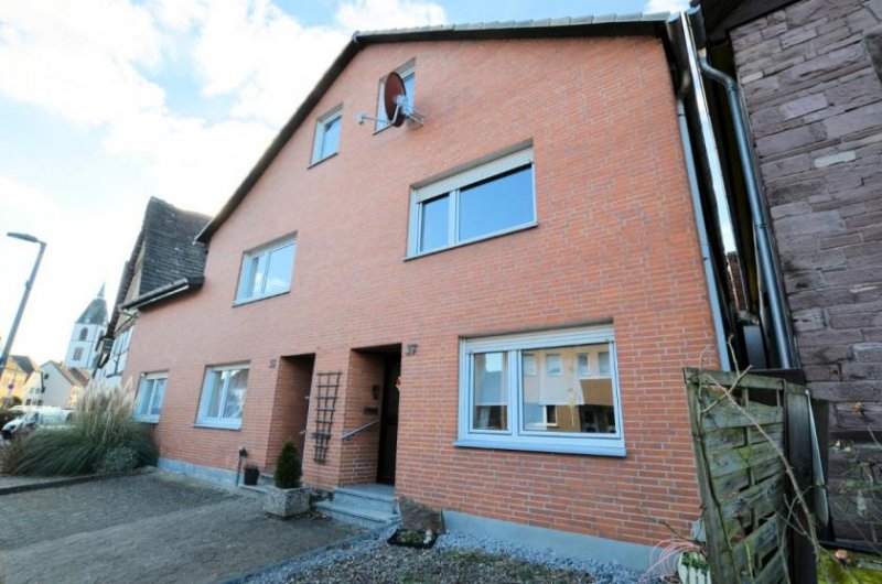 Höxter *** PREISREDUZIERUNG *** 1-Familien-Doppelhaushälfte in Lüchtringen - idyllische Lage an der Weser Haus kaufen