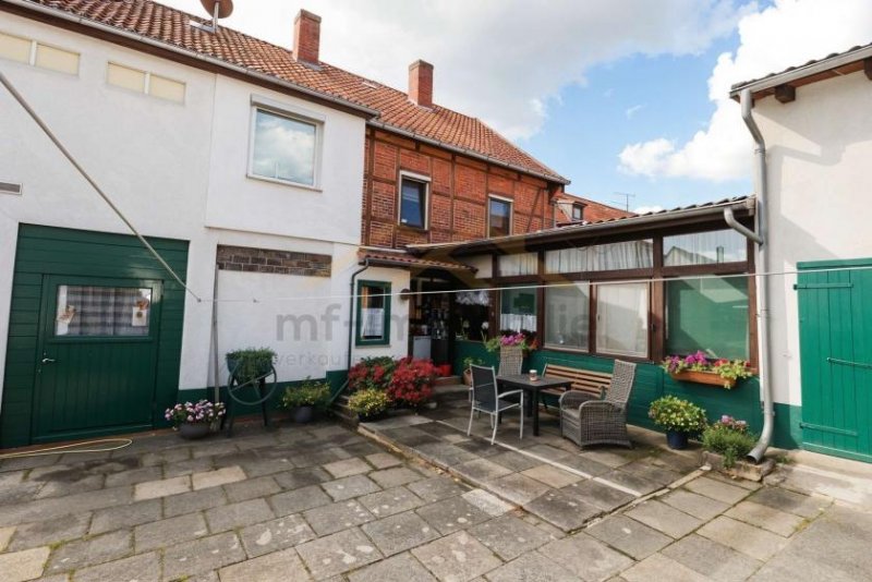 Grasleben viel Platz für Hobby und Freizeit Ein- bis Zweifamilienhaus in Grasleben 200m2 Haus kaufen