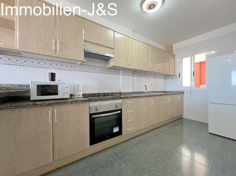 Puerto de la Cruz Precioso piso con gran terraza y piscina comunitaria y plaza de garaje subterráneo Wohnung kaufen
