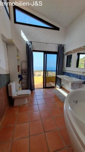 San Juan de la Rambla Fantástica propiedad con vistas al mar y posibilidades de alquiler. Haus kaufen