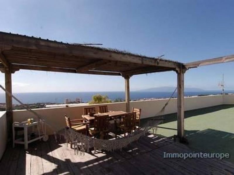 Adeje Herrenhausfinca mit mehrern Gästehäusern, Pool und grandiosem Blick nach La Gomera! Haus kaufen