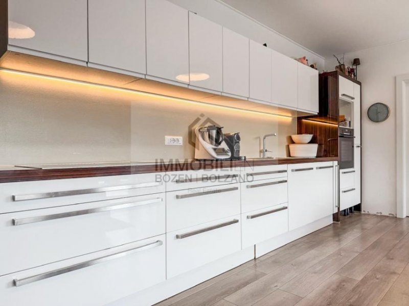 Sinich Gewerbeimmobilie mit Dienstwohnung zu verkaufen Gewerbe kaufen