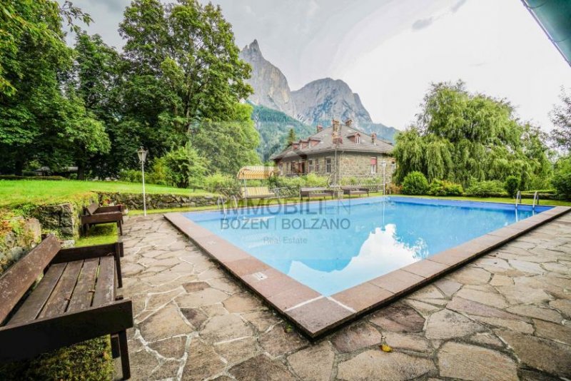 Kastelruth Luxuriöse, historische Villa in Seis zu
verkaufen Haus kaufen