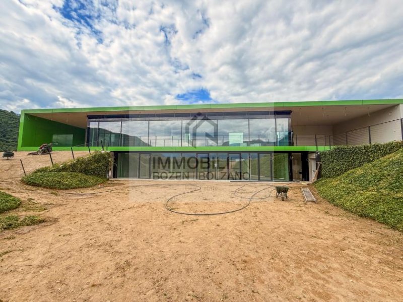 Bozen Designer Villa mit Garten und Pool im Grünen zu verkaufen Haus kaufen