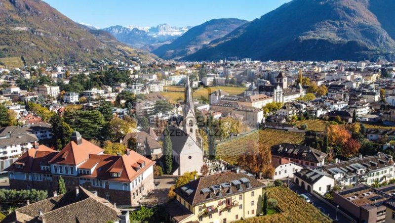 Bozen Nacktes Eigentum: Exklusive Villa in bester Lage von Gries zu verkaufen Haus kaufen