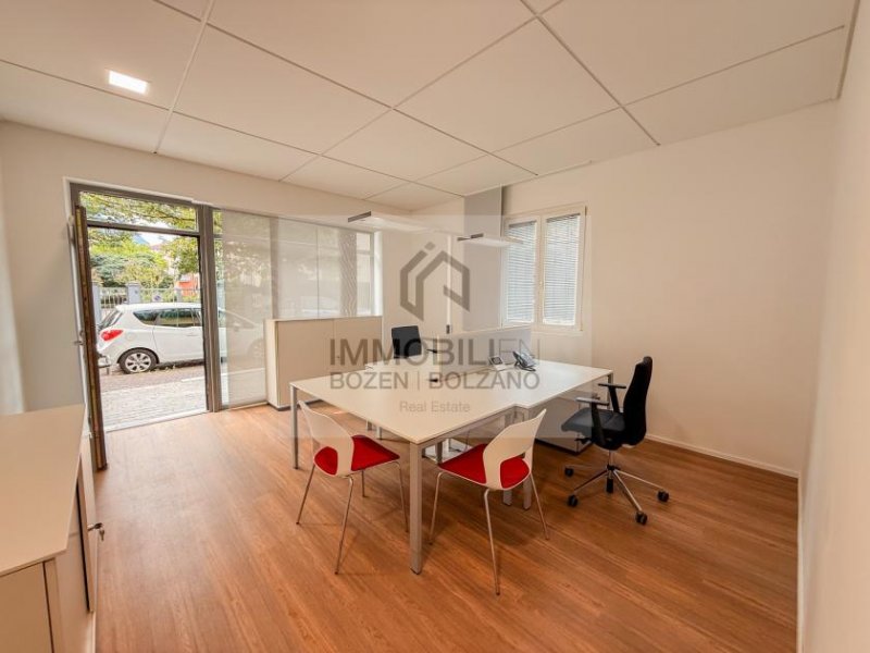 Bozen Sehr schönes und helles Büro zu verkaufen Gewerbe kaufen