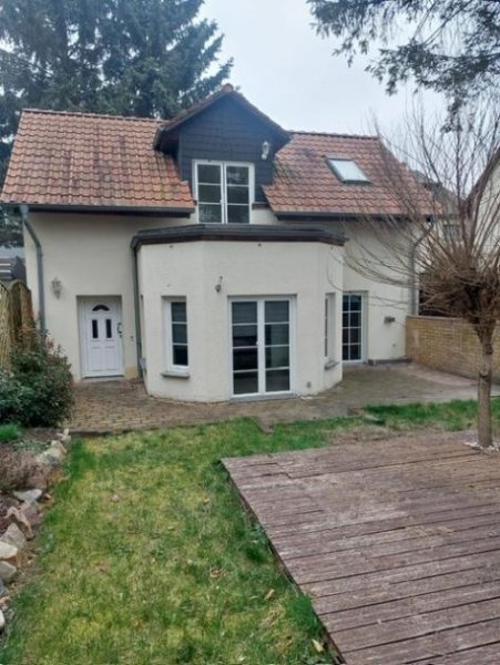 Magdeburg Stilvolles kleines Einfamilienhaus in MD.Stadtfeld West mit schönen Garten.Garage. zu verkaufen.! Haus kaufen