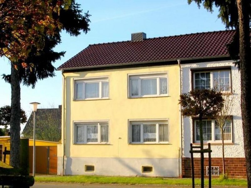 Schönebeck (Elbe) Zwei-Volletagen-Einfamilienhaus mit Solaranlage und Pool Haus kaufen